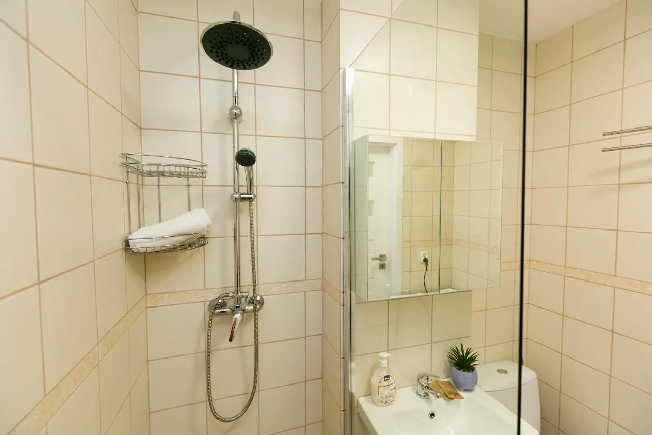 Chmielna - 250M Od Zlotych Tarasow, 350M Od Dworca Centralnego - Wifi - Smart Tv 55 Cali - Better Rental Warschau Apartment