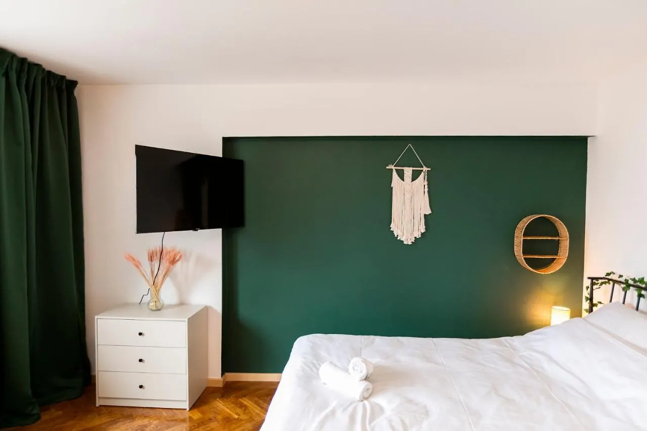 Chmielna - 250M Od Zlotych Tarasow, 350M Od Dworca Centralnego - Wifi - Smart Tv 55 Cali - Better Rental Warschau Polen