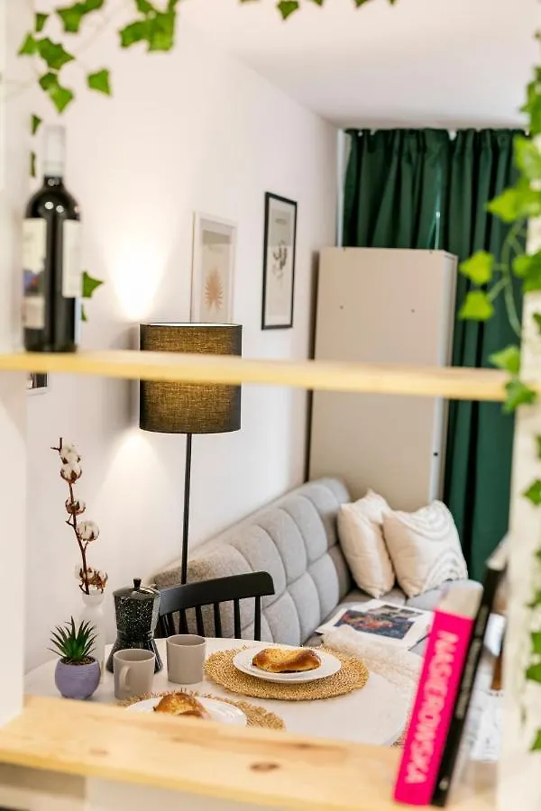 Chmielna - 250M Od Zlotych Tarasow, 350M Od Dworca Centralnego - Wifi - Smart Tv 55 Cali - Better Rental Warschau